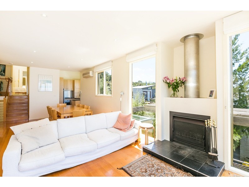 3/12 Staughton Avenue, Lorne VIC 3232
