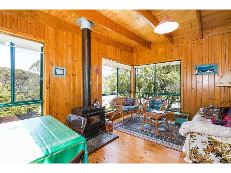 7 Iluka Avenue, Wye River VIC 3221