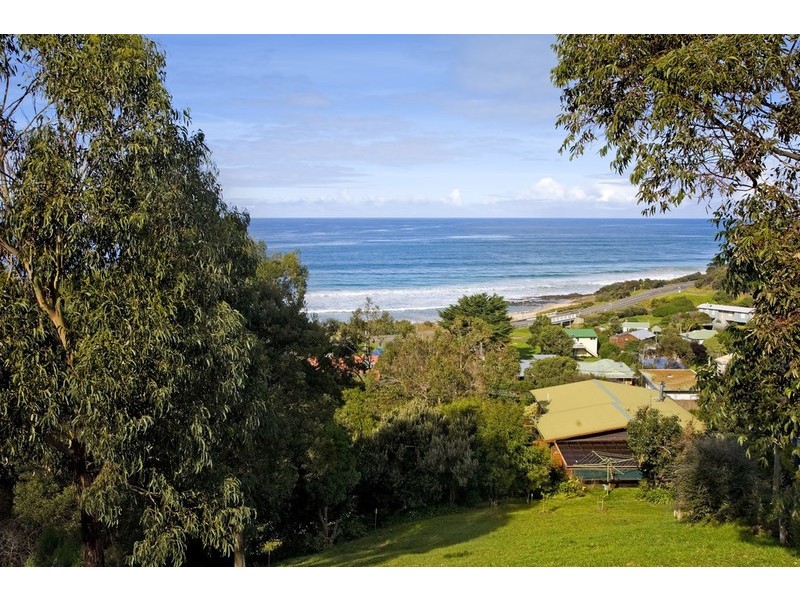 32 Harrington Street, Separation Creek VIC 3221