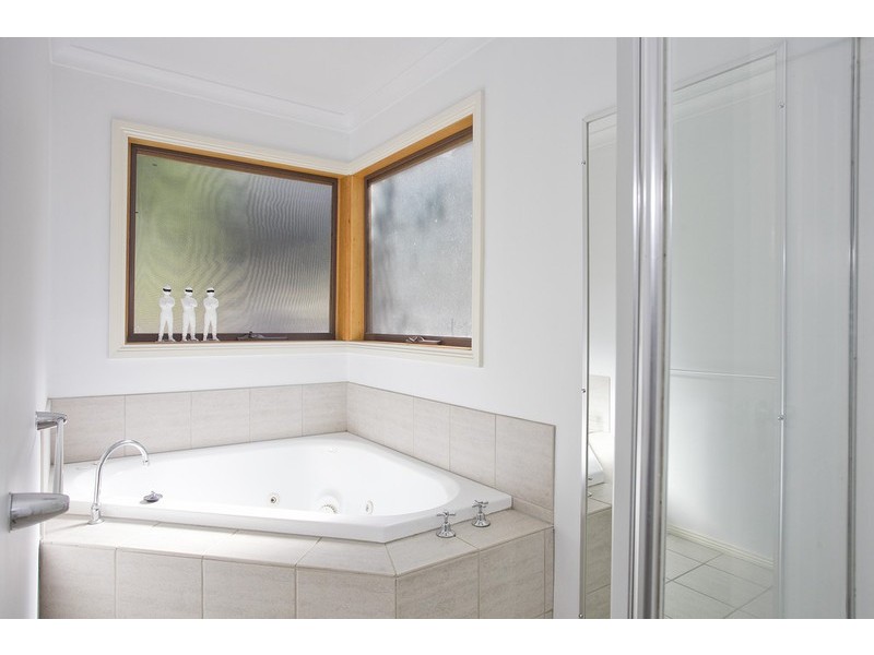 75a Great Ocean Road, Lorne VIC 3232