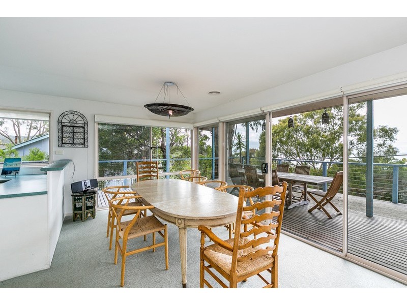 24 Hopetoun Terrace, Lorne VIC 3232