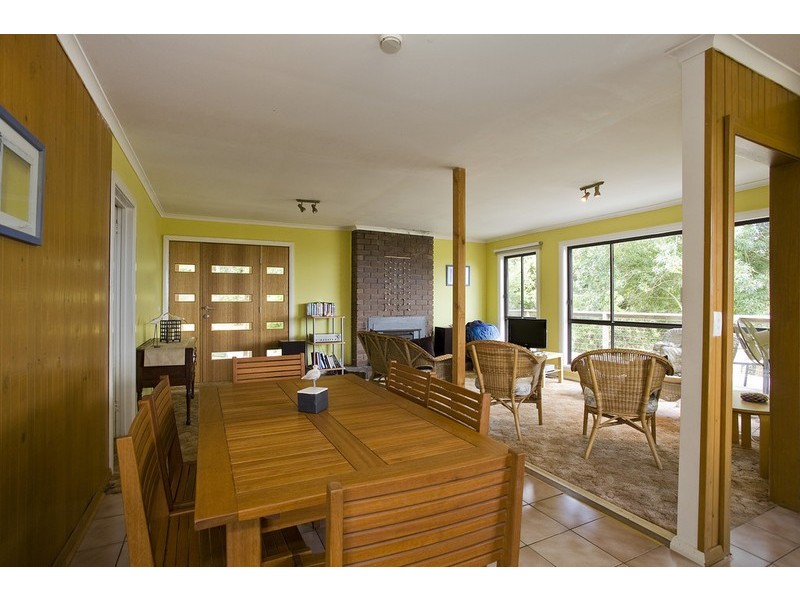 2 Riverside Drive, Wye River VIC 3221