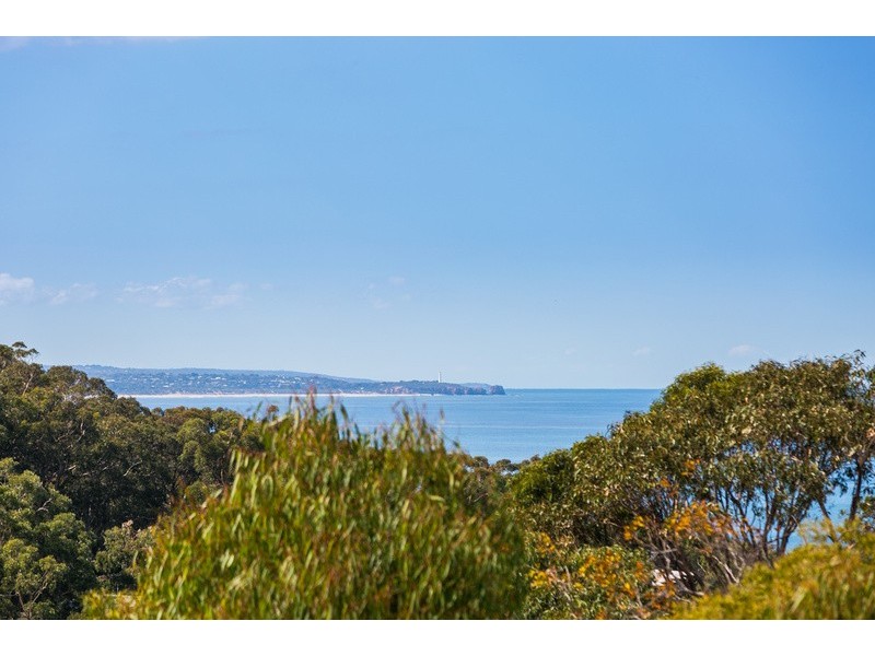 1/8 Hopetoun Terrace, Lorne VIC 3232