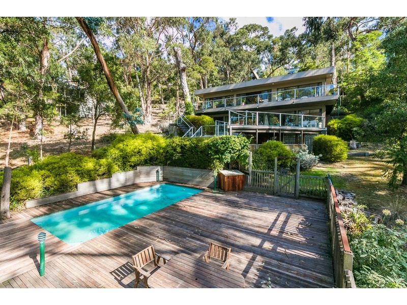 15 Alsop Street, Lorne VIC 3232