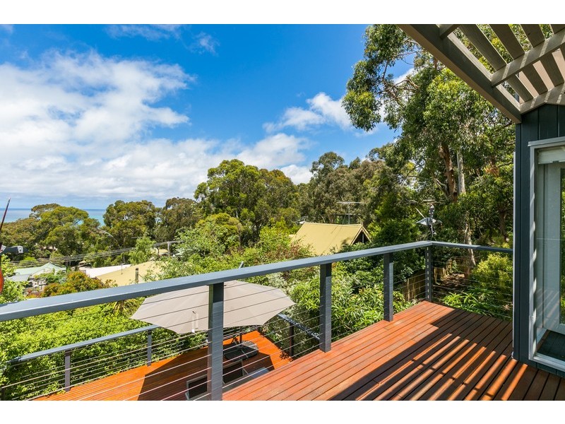 9  Normanby Terrace, Lorne VIC 3232