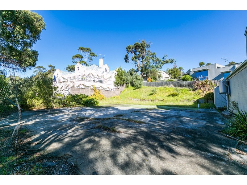 2 Lorne Avenue, Lorne VIC 3232