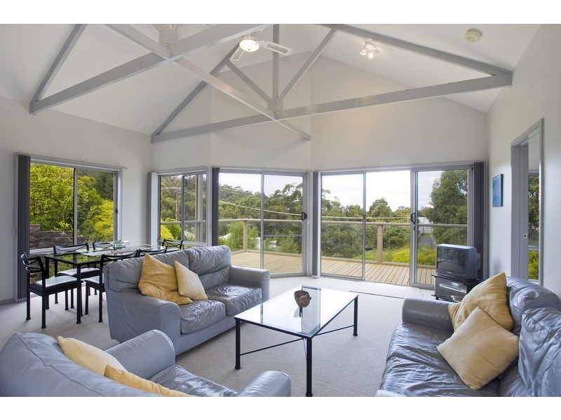 1/17 Richardson Boulevard, Lorne VIC 3232