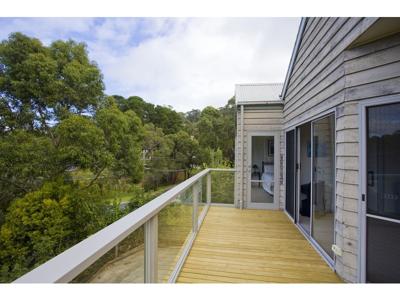1/17 Richardson Boulevard, Lorne VIC 3232