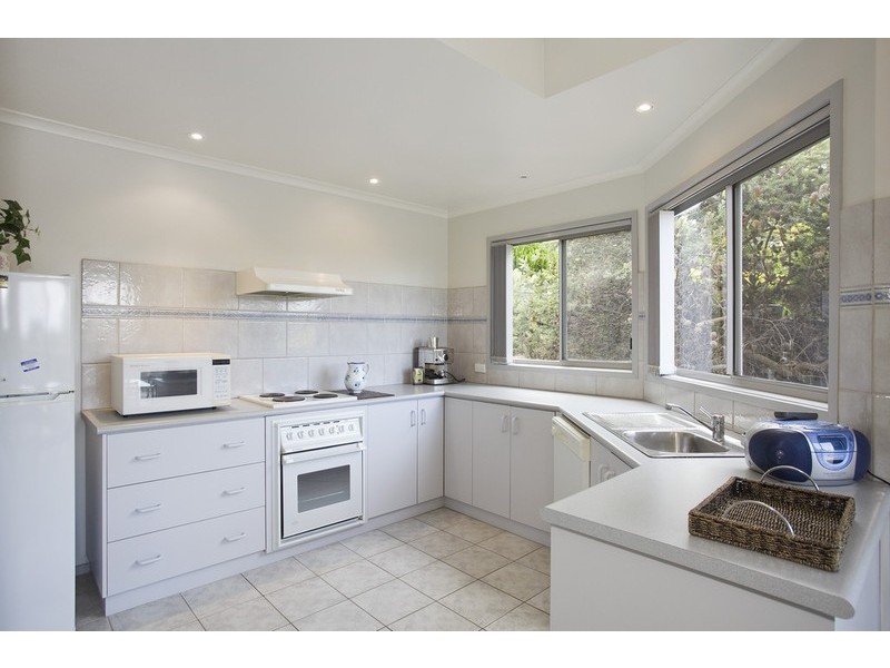 1/17 Richardson Boulevard, Lorne VIC 3232