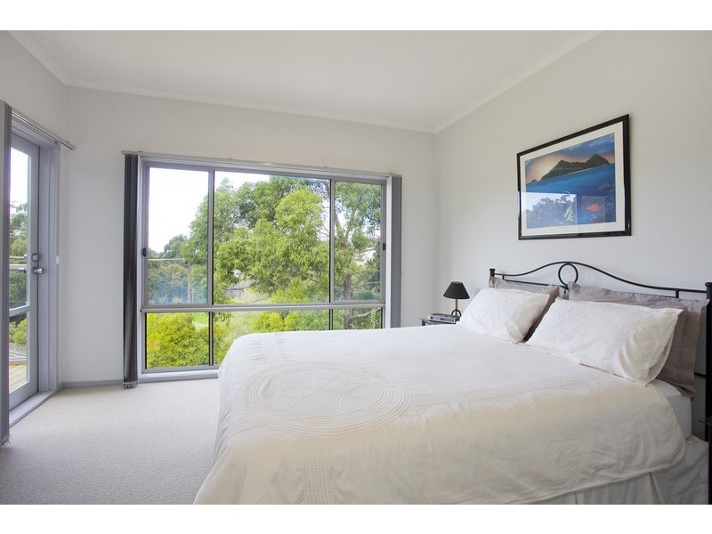1/17 Richardson Boulevard, Lorne VIC 3232