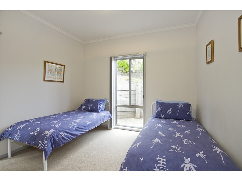 1/17 Richardson Boulevard, Lorne VIC 3232