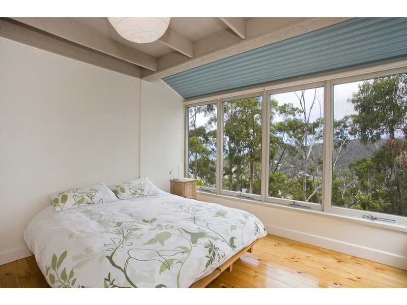 15 Dunoon Road, Wye River VIC 3221