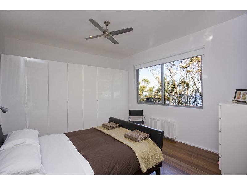 3 McRae Road, Wye River VIC 3221