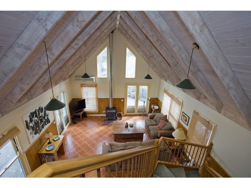 33 Waverley Avenue, Lorne VIC 3232