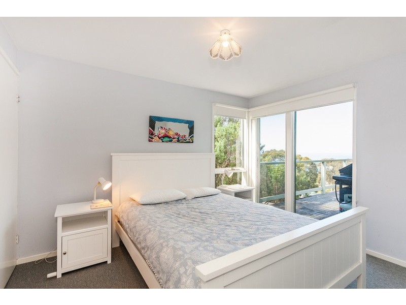 21 Normanby Terrace, Lorne VIC 3232
