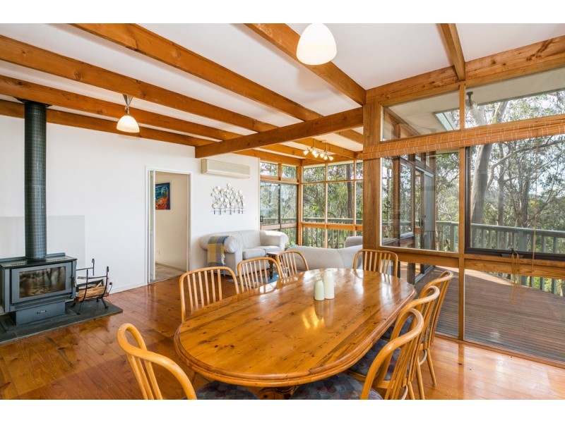 11 Gibson Avenue, Kennett River VIC 3221