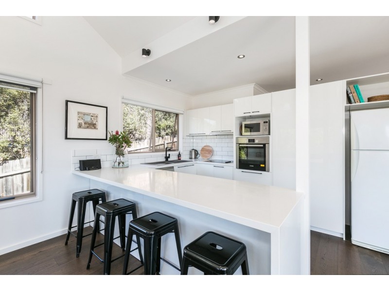 1/68 Smith Street, Lorne VIC 3232