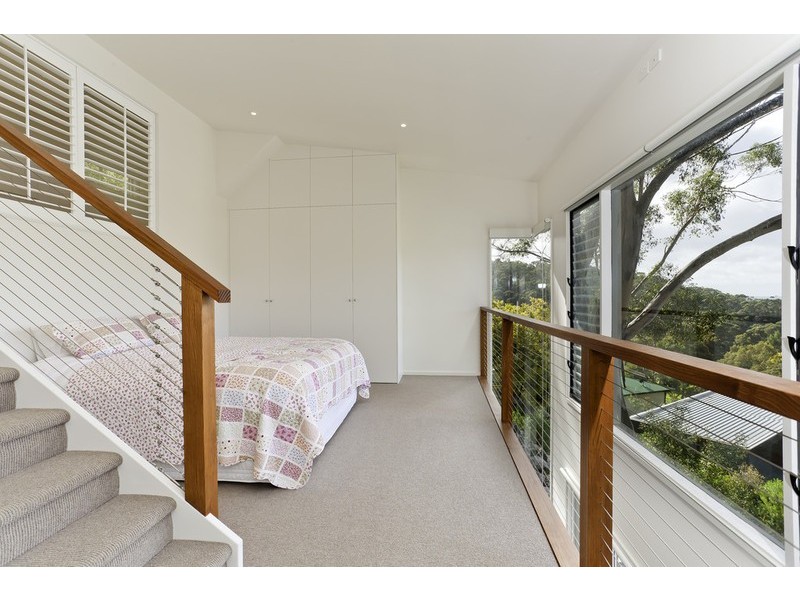 2/6 Austin Court, Lorne VIC 3232
