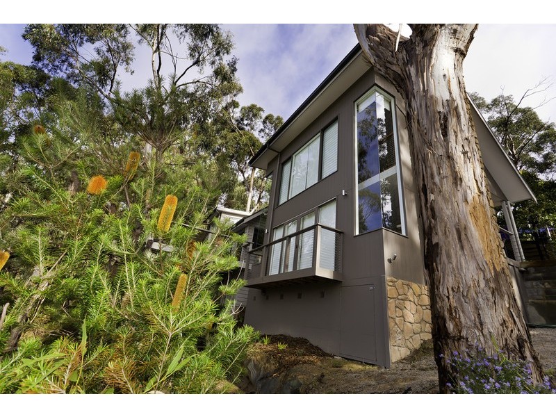 2/6 Austin Court, Lorne VIC 3232