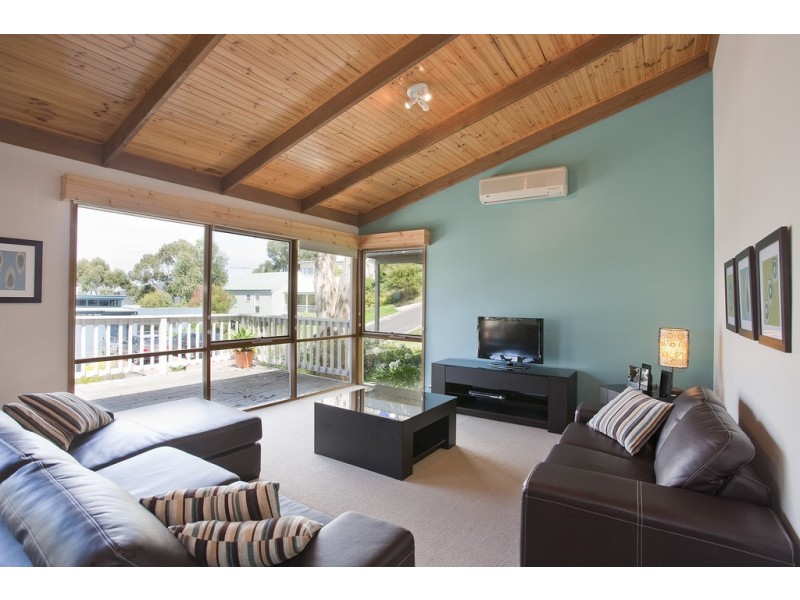 18 Normanby Terrace, Lorne VIC 3232