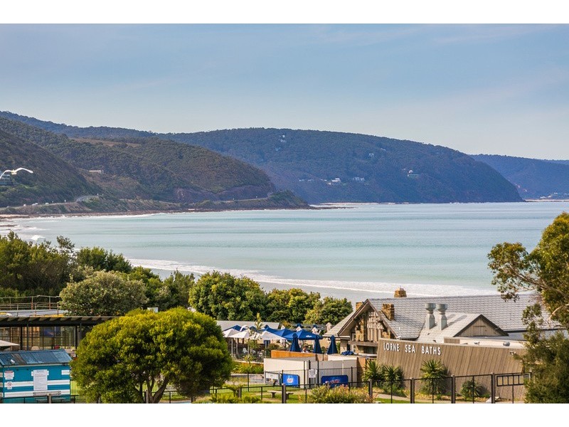 1/132 Mountjoy Parade, Lorne VIC 3232