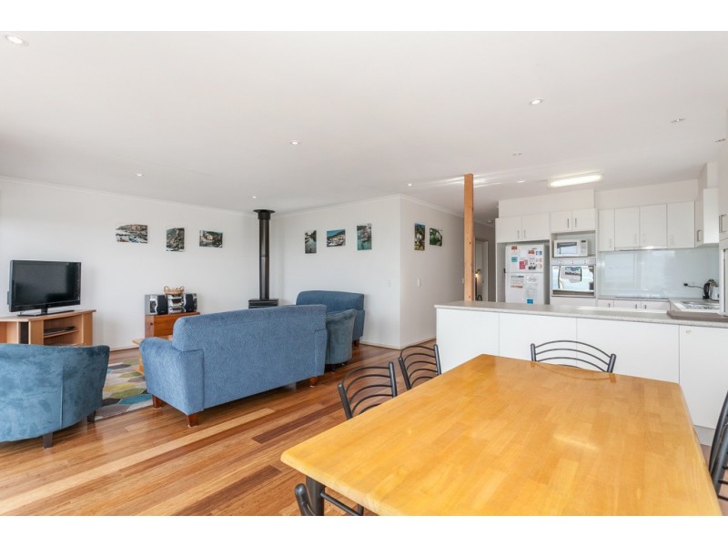 2/34 William Street, Lorne VIC 3232