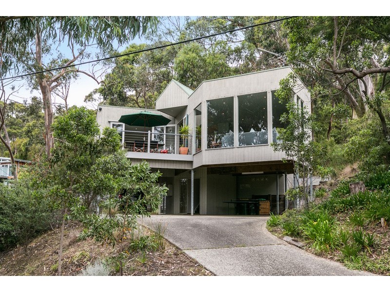 28 Charles Street, Lorne VIC 3232