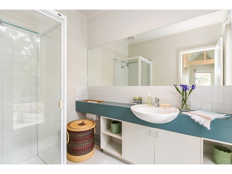 28 Charles Street, Lorne VIC 3232