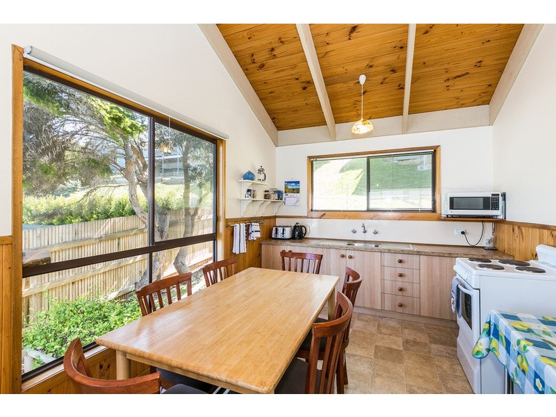 45 Hall Street, Lorne VIC 3232