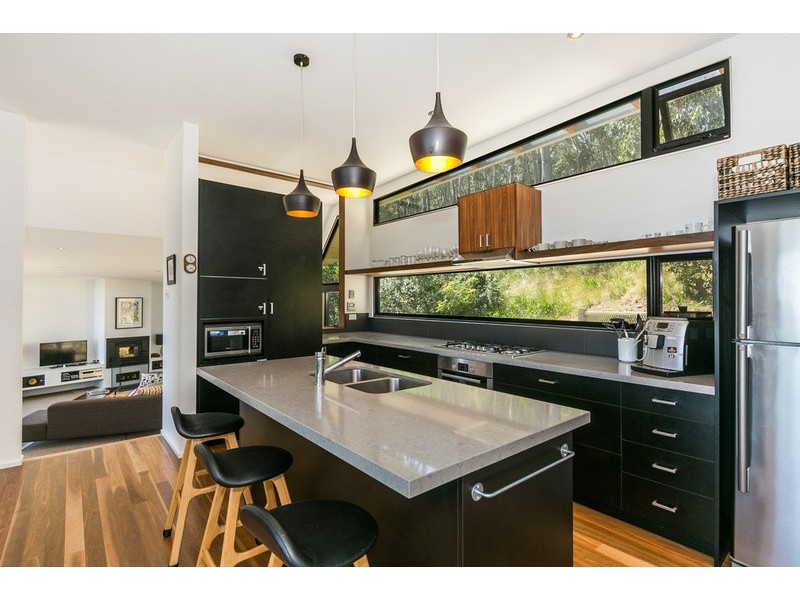 13 Mitchell Grove, Separation Creek VIC 3221