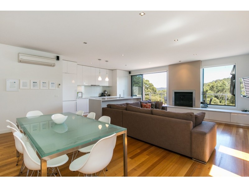 3 Skyline Court, Lorne VIC 3232