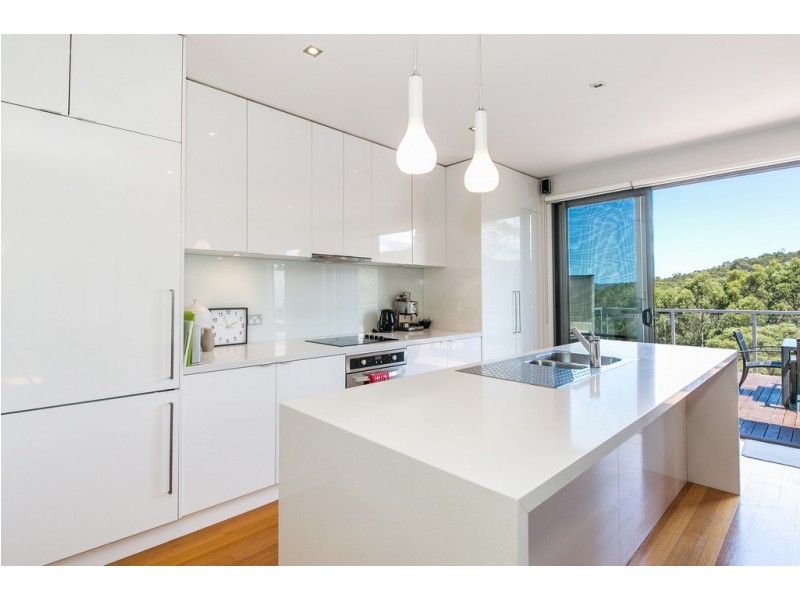 3 Skyline Court, Lorne VIC 3232