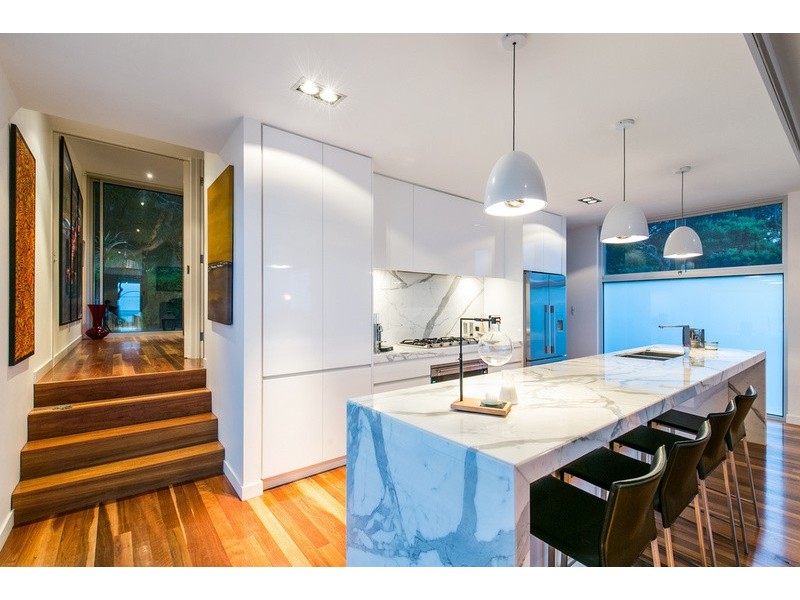 9 Hall Street, Lorne VIC 3232