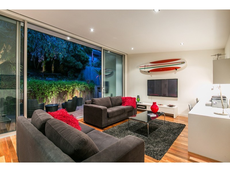 9 Hall Street, Lorne VIC 3232