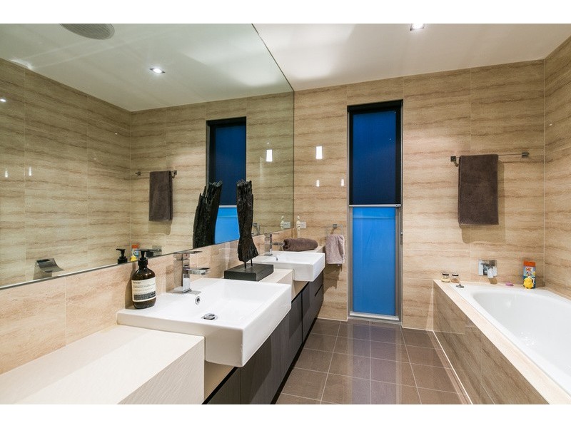 9 Hall Street, Lorne VIC 3232