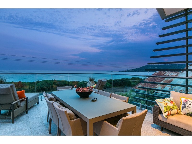 9 Hall Street, Lorne VIC 3232
