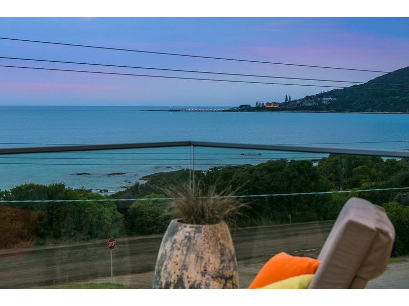 9 Hall Street, Lorne VIC 3232
