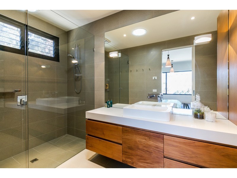 24D Toorak Terrace, Lorne VIC 3232