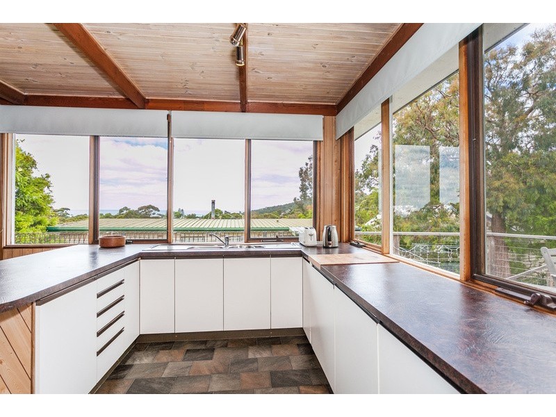 23 Richardson Boulevard, Lorne VIC 3232