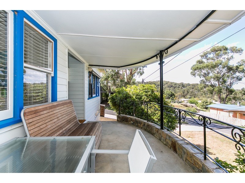 4A Hopetoun Terrace, Lorne VIC 3232