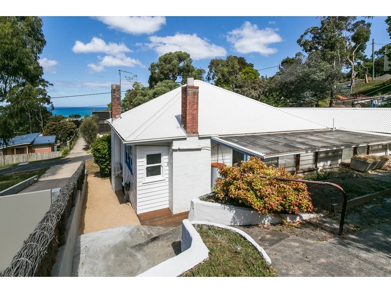 4A Hopetoun Terrace, Lorne VIC 3232