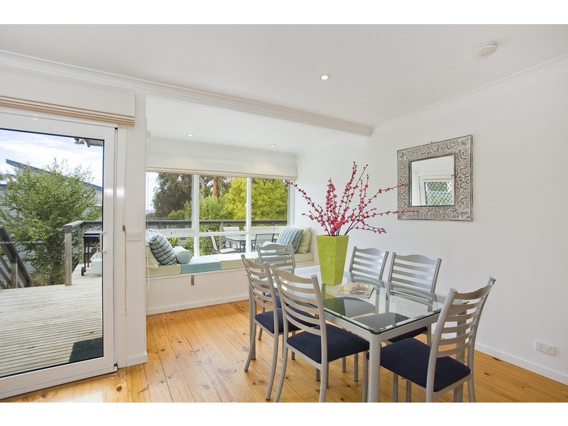 6 Gwynne Avenue, Lorne VIC 3232