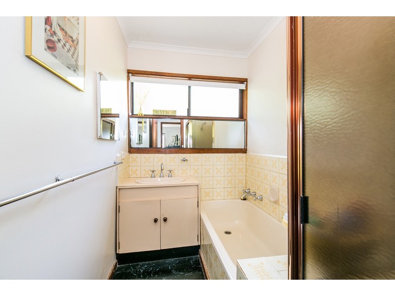 25 Richardson Boulevard, Lorne VIC 3232