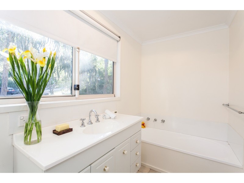 37 Howard Street, Lorne VIC 3232