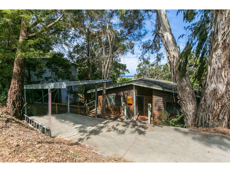 25 Grand Parade, Lorne VIC 3232