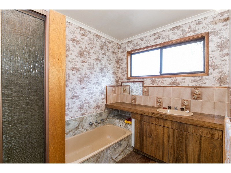 25 Grand Parade, Lorne VIC 3232