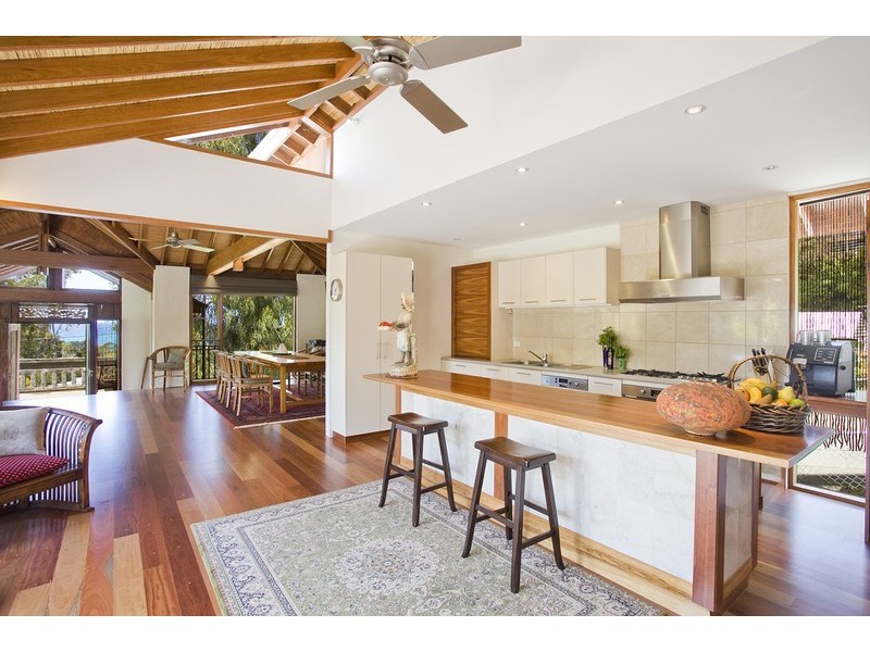 2 Hopetoun Terrace, Lorne VIC 3232