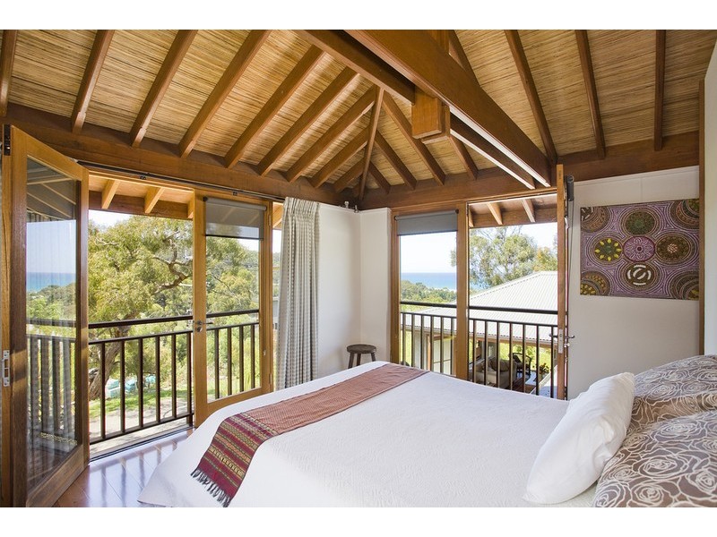 2 Hopetoun Terrace, Lorne VIC 3232