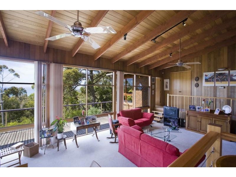 53 Richardson Boulevard, Lorne VIC 3232