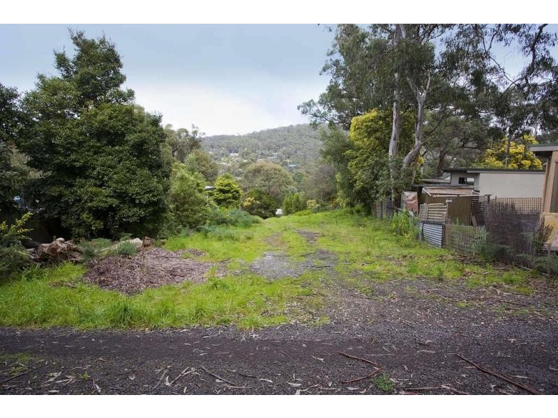 34 Waverley Avenue, Lorne VIC 3232